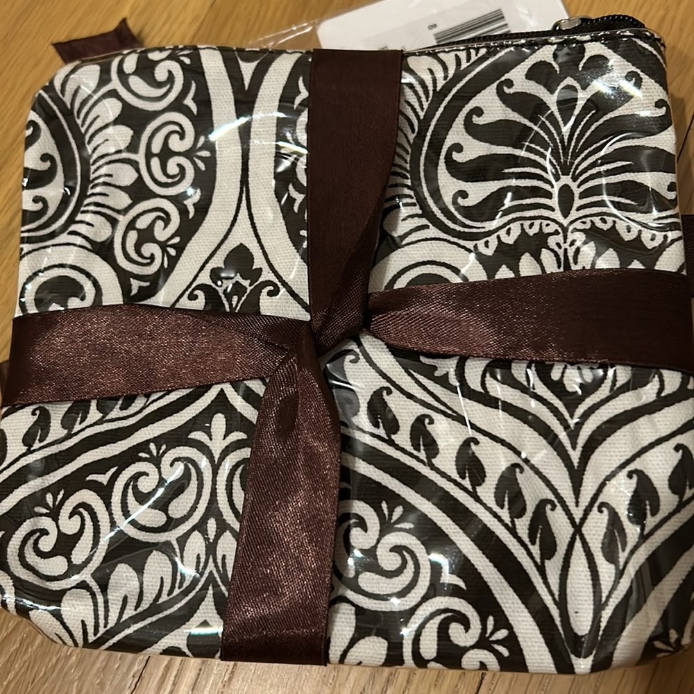 Buckhead Betties Kensington Brown Trio Pack - Picture 3 of 4